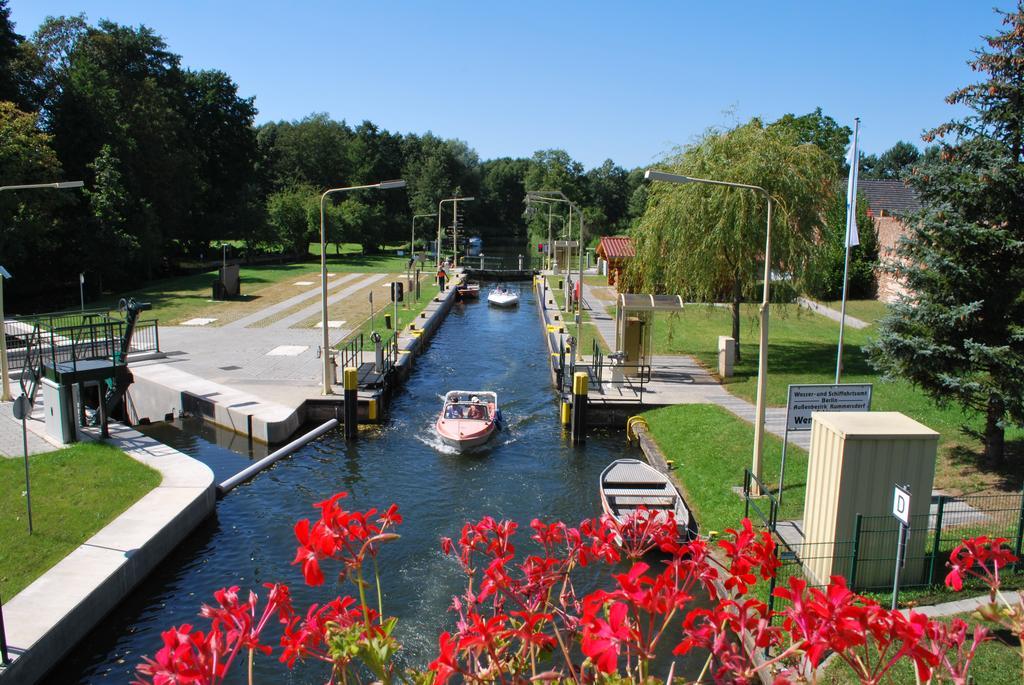 Marinapark Scharmuetzelsee Wendisch Rietz Extérieur photo